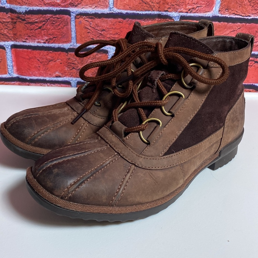 UGG Heather Women's Suede Leather Ankle Boots Size 8‎